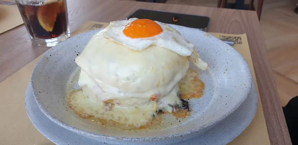 Menu_Izzo Eat&Drinks_Caldas das Taipas_image_6