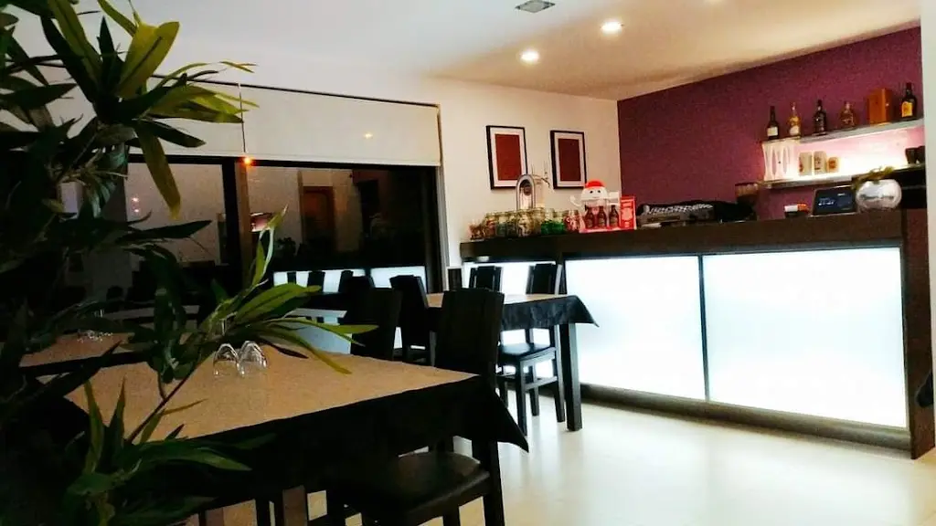 aQuariu's Francesinhas Restaurante ristorante a Cristelo