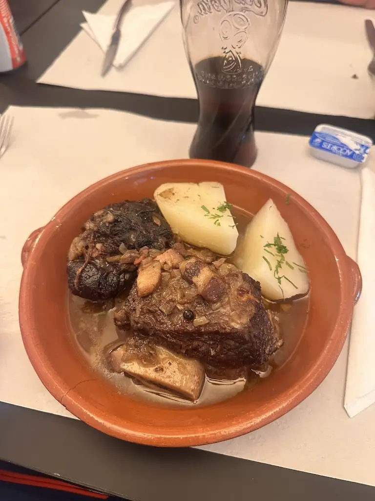 Samantha Rocha_Tasca boca santa_Feteira_avis