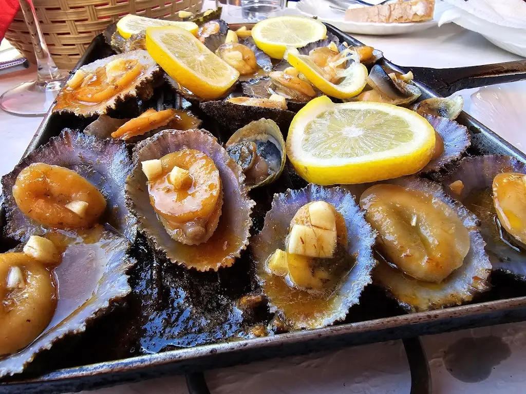 A Canadinha_Angra do Heroísmo_slider_image_3