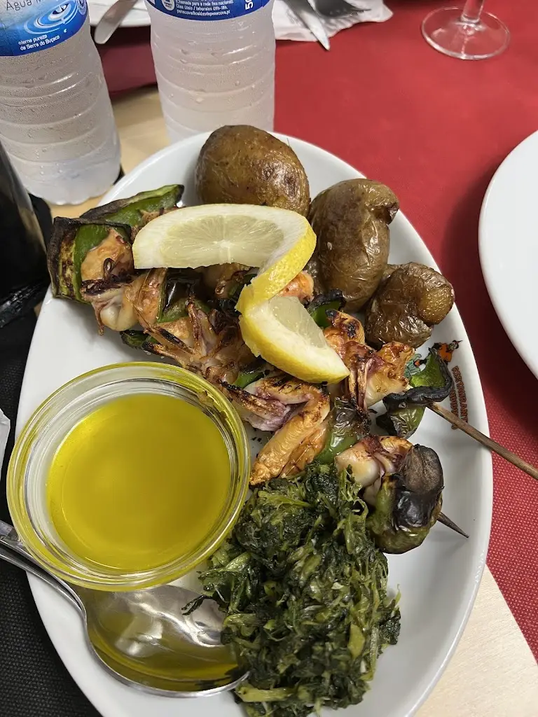 MIC GUIMI_Restaurante Escondidinho_Apúlia_reseña