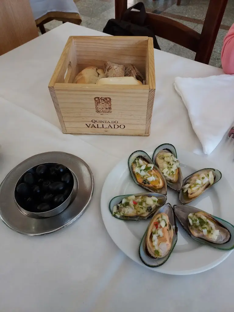 Menu_Restaurante O Solar de Criaz_Apúlia_imagen_9