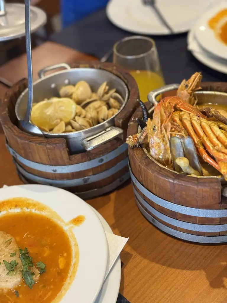 Yan K_Restaurante Salitra_Apúlia_avis