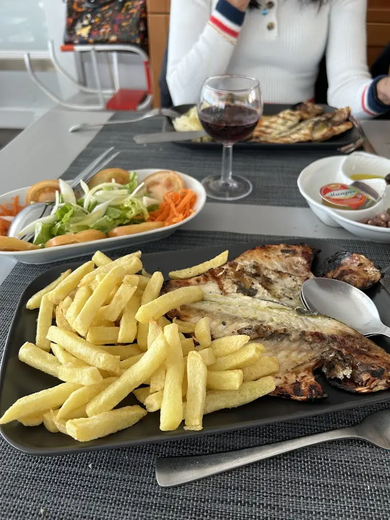 Menu_Restaurante Estrela Do Mar_Apúlia_imagen_2