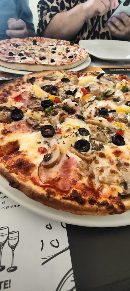 Menu_Pizzaria Urbanus_Apúlia_imagen_6