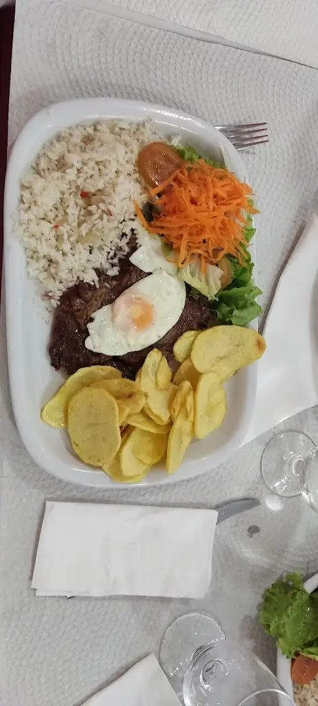 zé gonçalves_Restaurante 