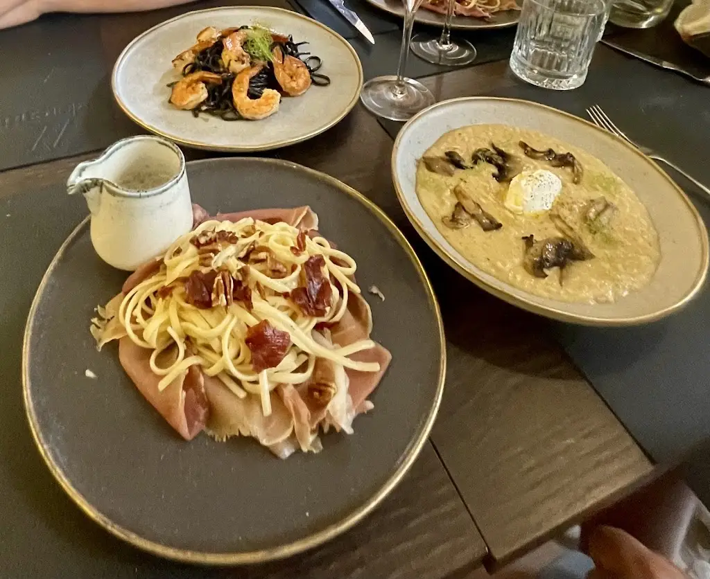 M C_Mercatto di Osteria_Angra do Heroísmo_review