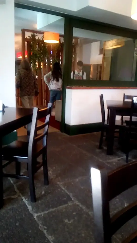 q.b. - Food Court_Angra do Heroísmo_slider_image_2