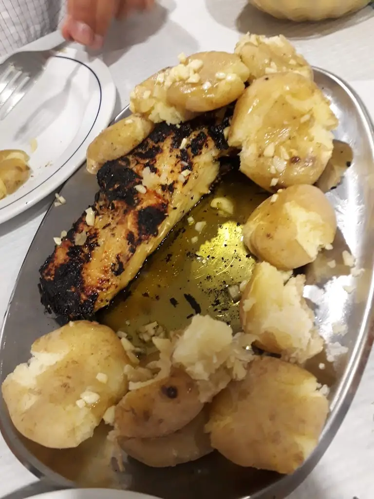 Estela Stolar_Luís do Outeirinho_Cabeceiras de Basto_review