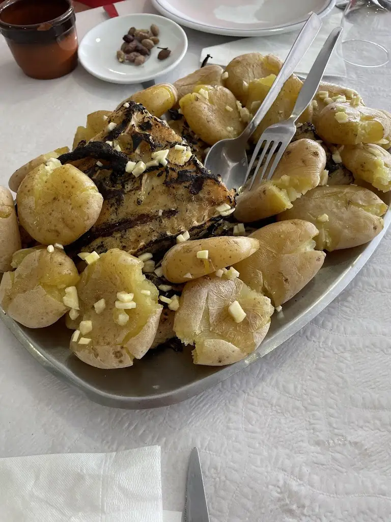 José Maria Barros Dias_Luís do Outeirinho_Cabeceiras de Basto_review