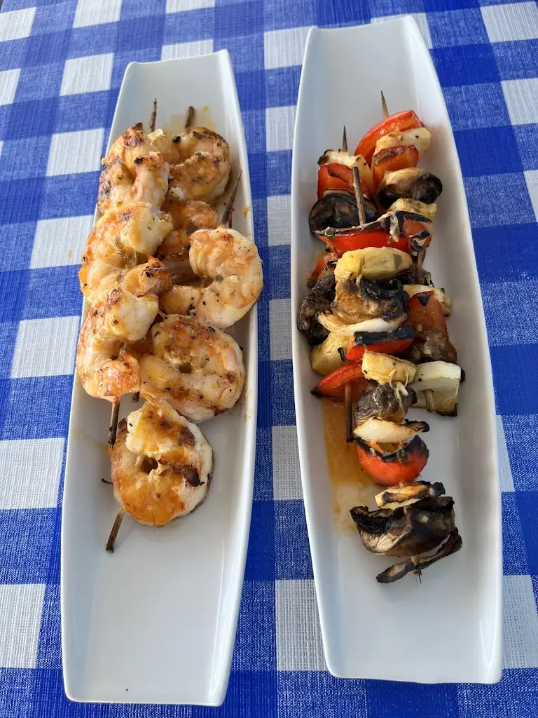 Estelle T_Tasca do Camões_Angra do Heroísmo_recensione