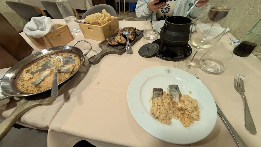 Carlos Costa_O Paço_Cabeceiras de Basto_reseña