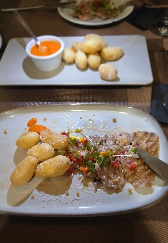 Vânia Andrade Augusto_Restaurante O Carvalhal - La Bodega - Lordelo_Lordelo_review