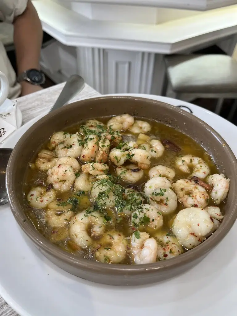 Angela Z-Frace_Beira Mar Restaurant São Mateus_Angra do Heroísmo_recensione