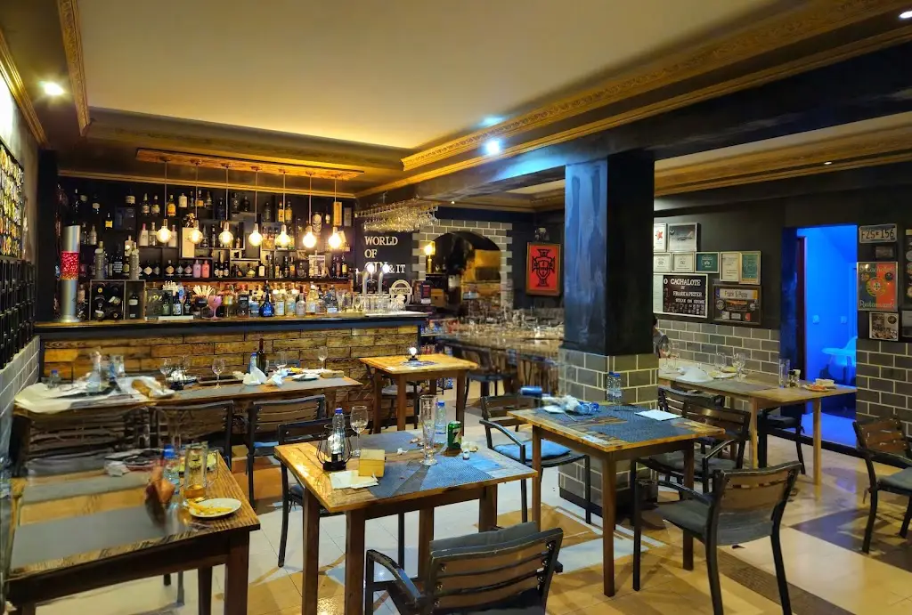 O Cachalote by Frank ristorante a Angra do Heroísmo