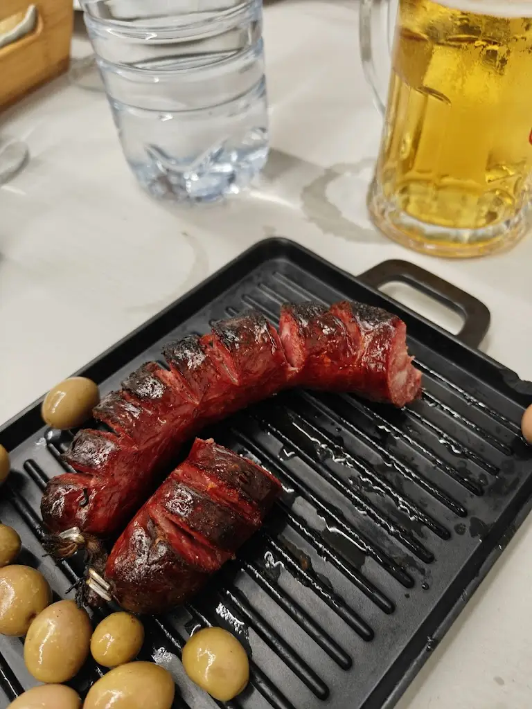 Sérgio De Sousa_Churrasqueira Arraúl_Gandra_recensione