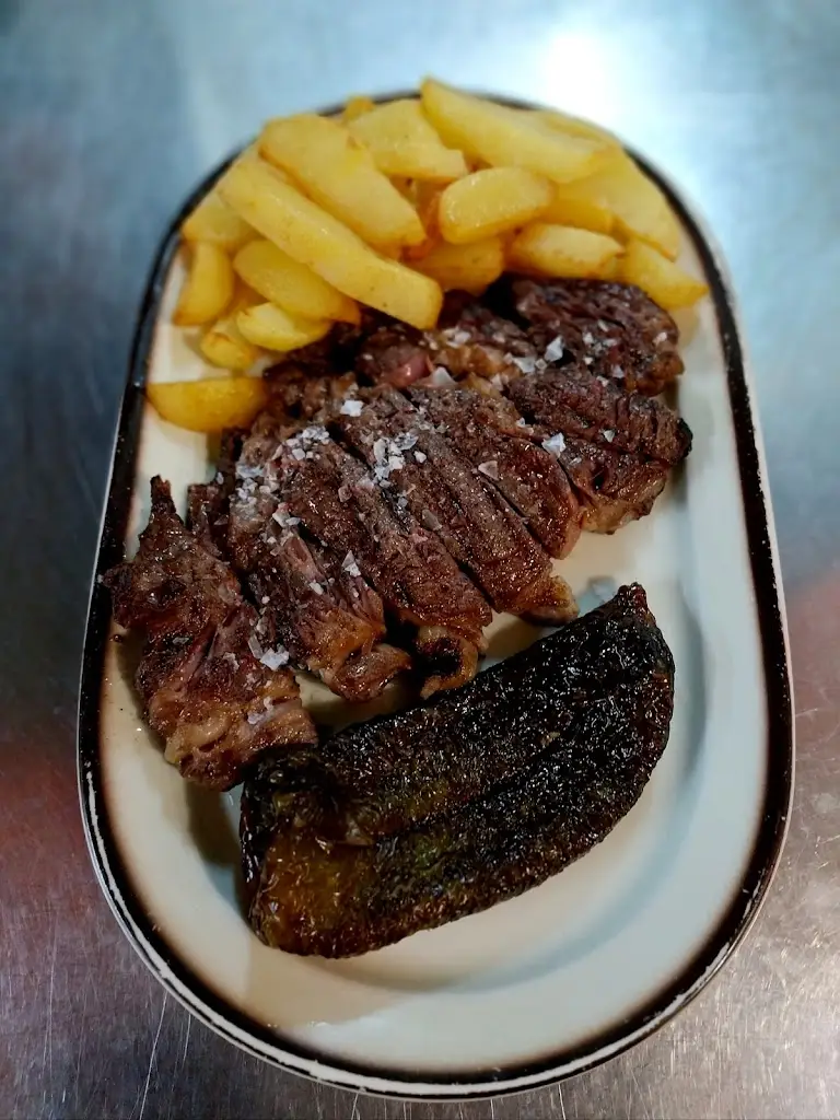 Adega Regional Poeira_Gandra_slider_image_2