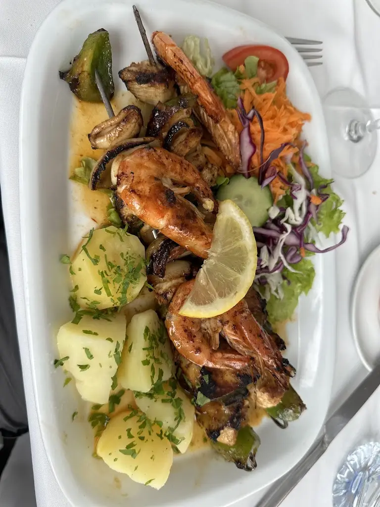 Batman_Beira Mar Restaurant Angra_Angra do Heroísmo_recensione