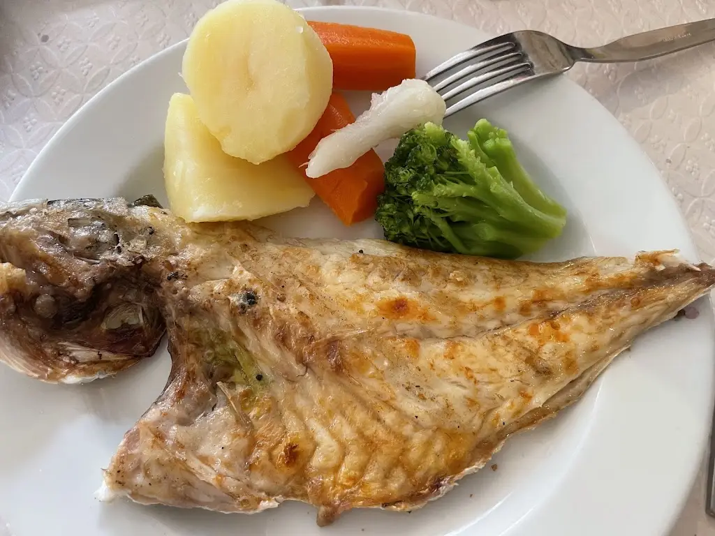 Manuel Silva_O Oliveira_Oliveira_reseña