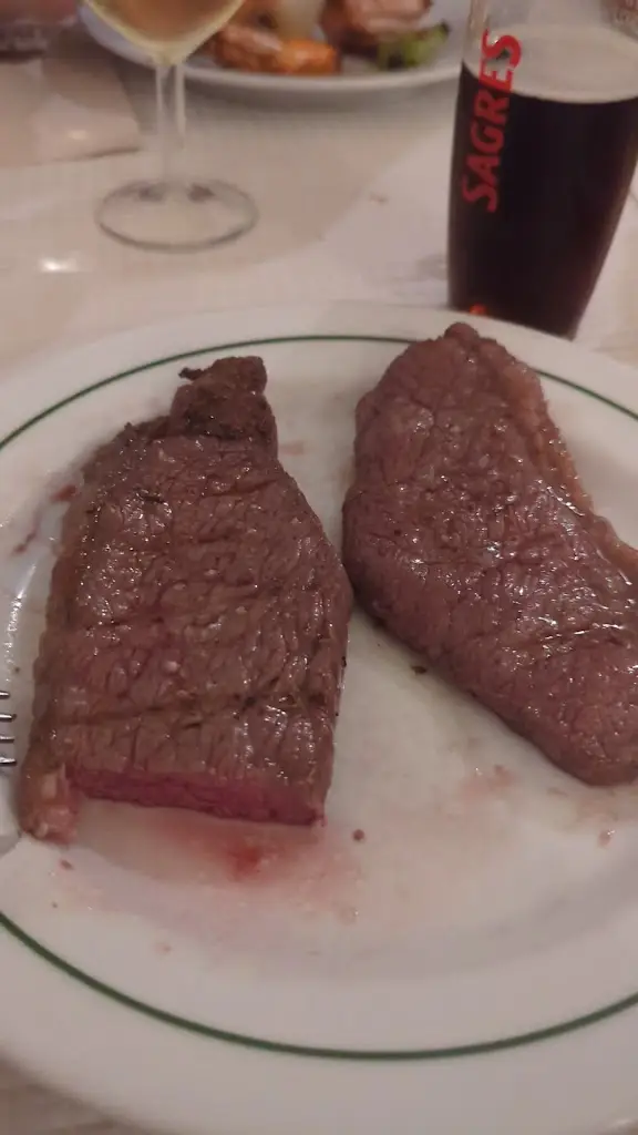 O Oliveira_Oliveira_slider_image_2