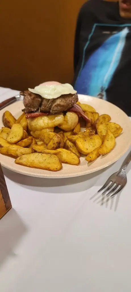 Edwin D'costa_Cozinha Real de Basto_Refojos de Basto_avis