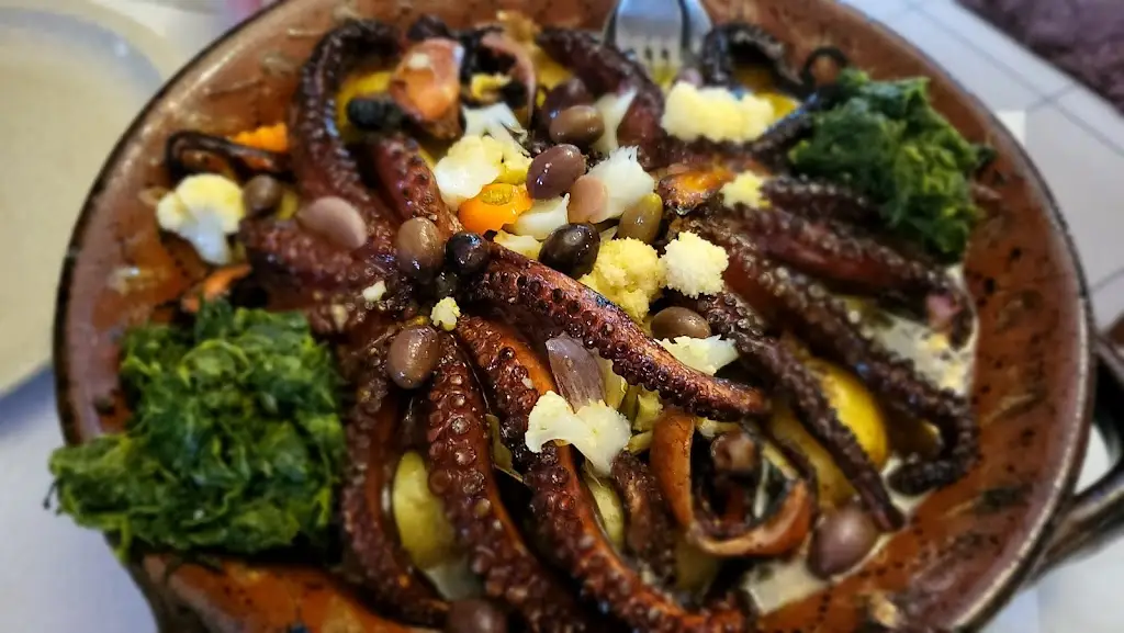 Henry Berkhuizen_Adega Regional Faria_Macieira de Rates_avis