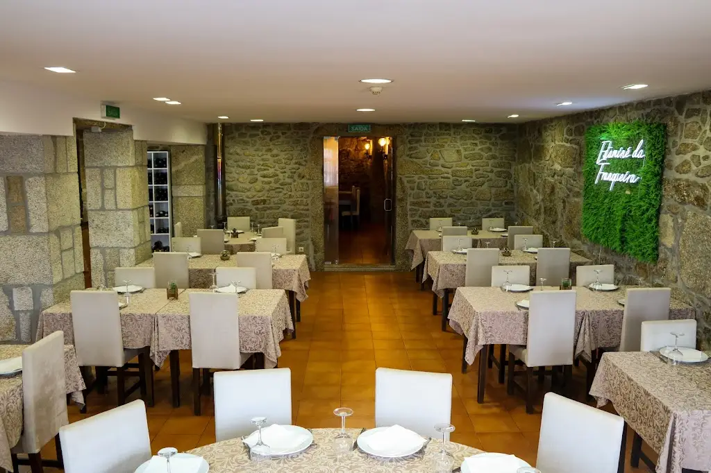 Estaminé da Franqueira_Macieira de Rates_slider_image_1