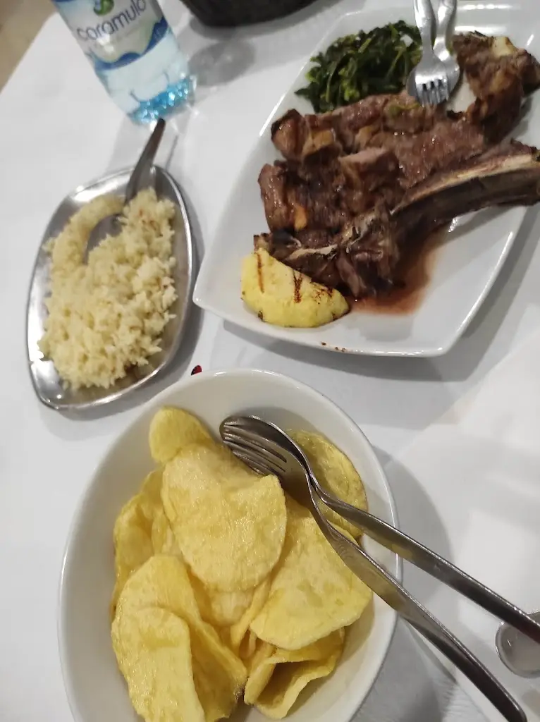 Ana Taumaturgo_Restaurante Xiquinho_Moreira de Conegos_recensione