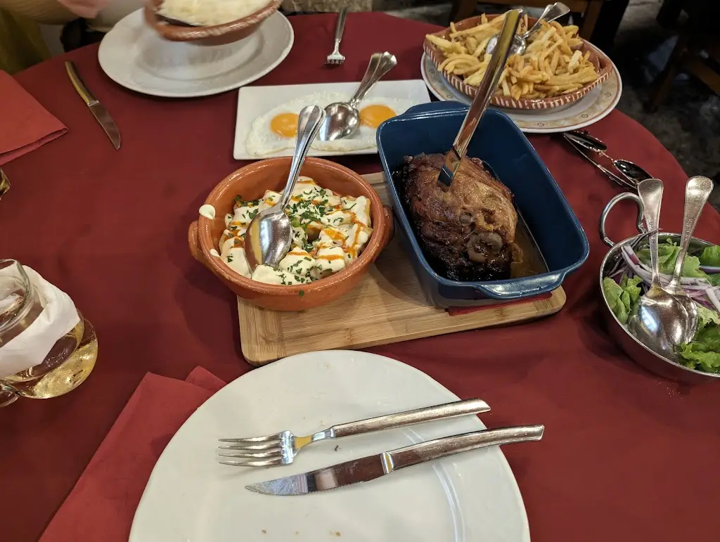 Carlos Costa_Dom Henrique_Joane_reseña