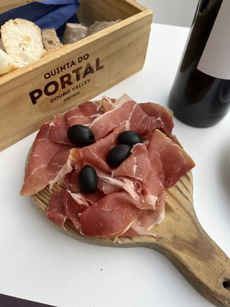 Taberna Trovador_Guimarães_slider_image_3