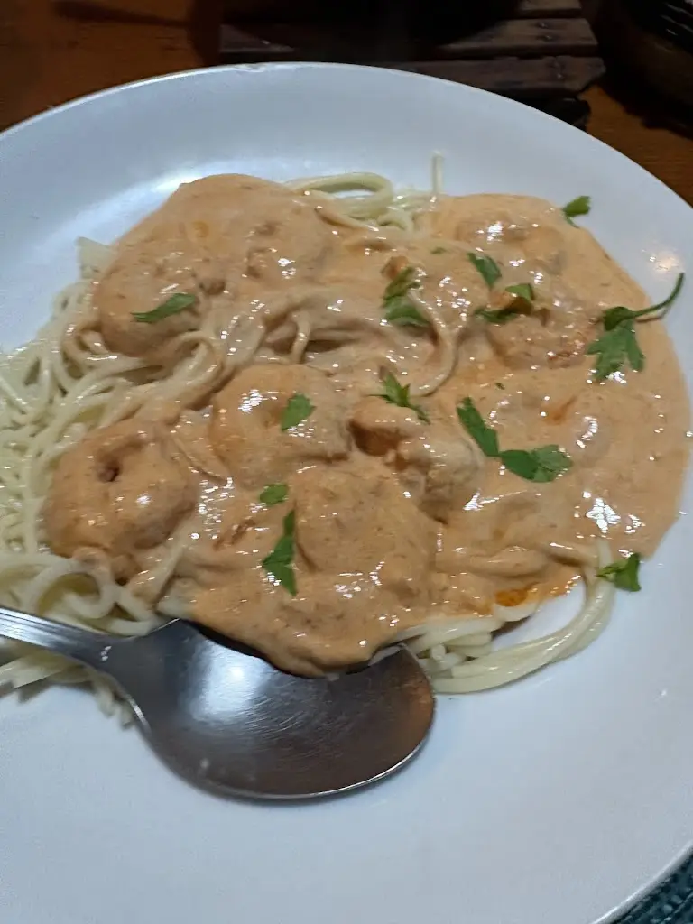 Alex Cameron_Elio's_Angra do Heroísmo_recensione