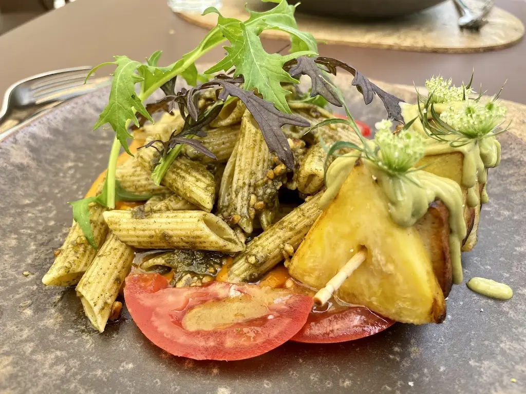 Lorenzo Lima_Cor de Tangerina_Guimarães_recensione