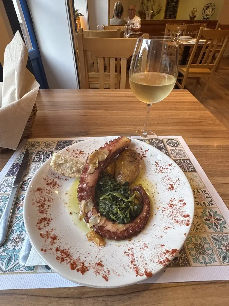 Roger H_República do Polvo_Guimarães_recensione