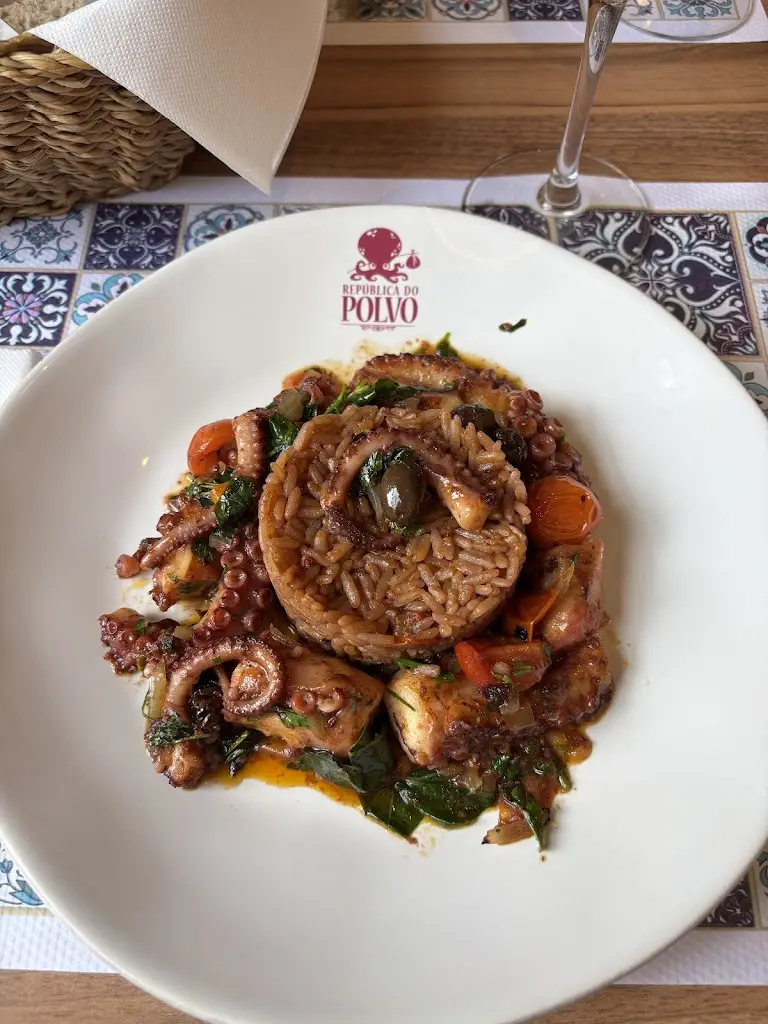 República do Polvo_Guimarães_slider_image_3