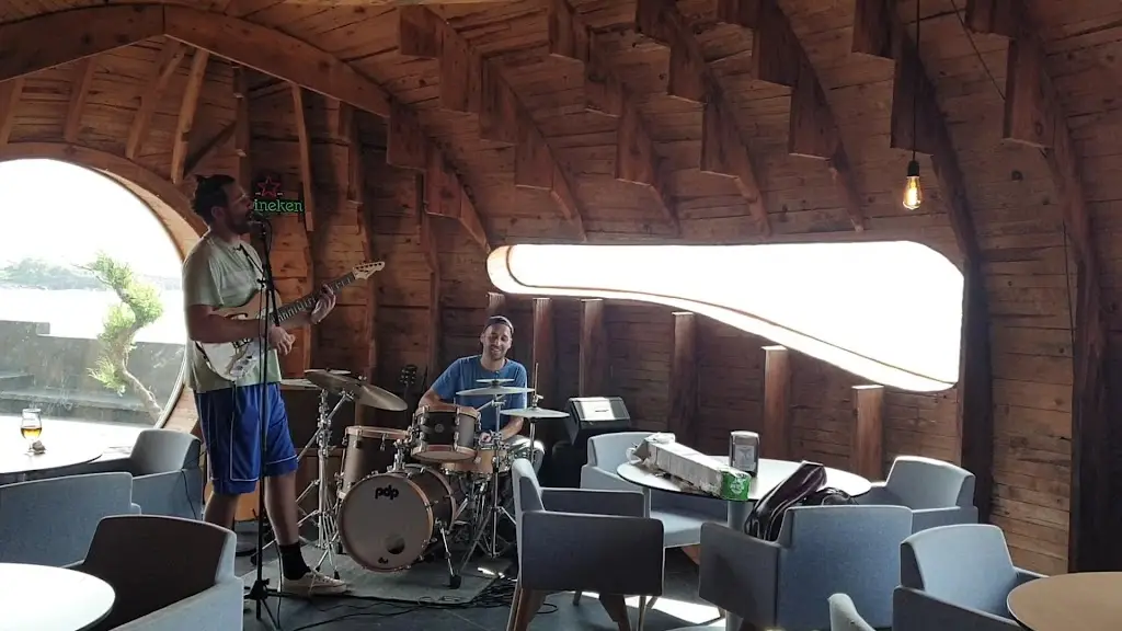 Cella Bar_Madalena_slider_image_2