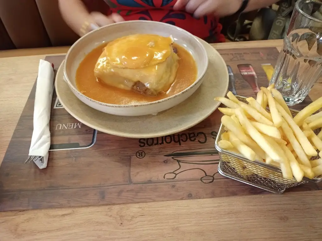 Menu_O Rei dos Cachorros - Guimarães_Guimarães_immagine_6