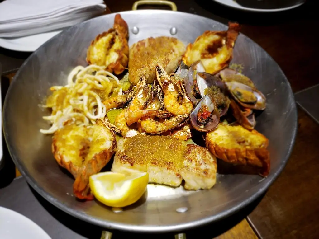 Menu_Vinho & Tretas Winehouse & Restaurant_Real_immagine_5