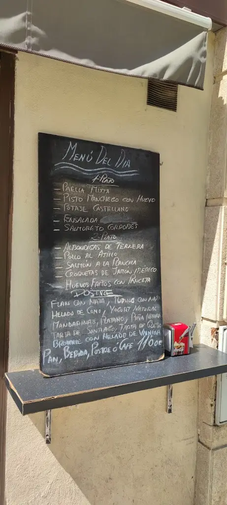 Menu_A Cave_Real_image_4