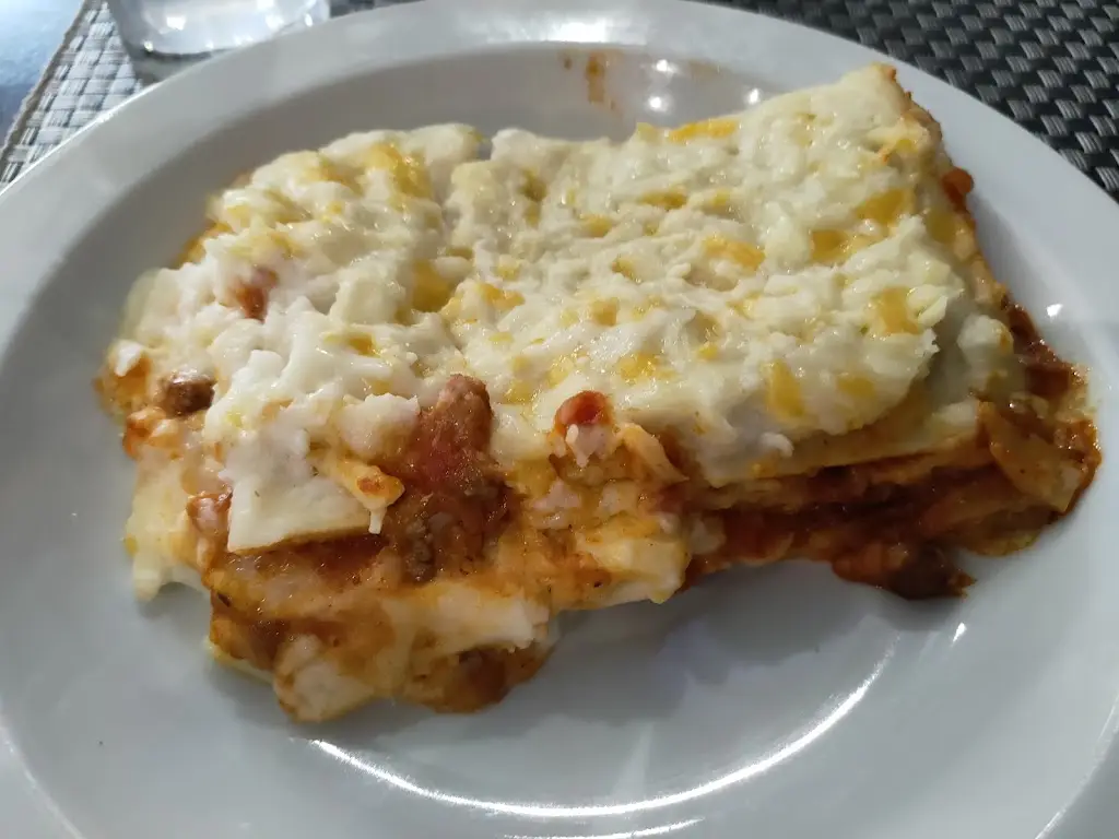 Jerelyn Creado_A Cave_Real_review