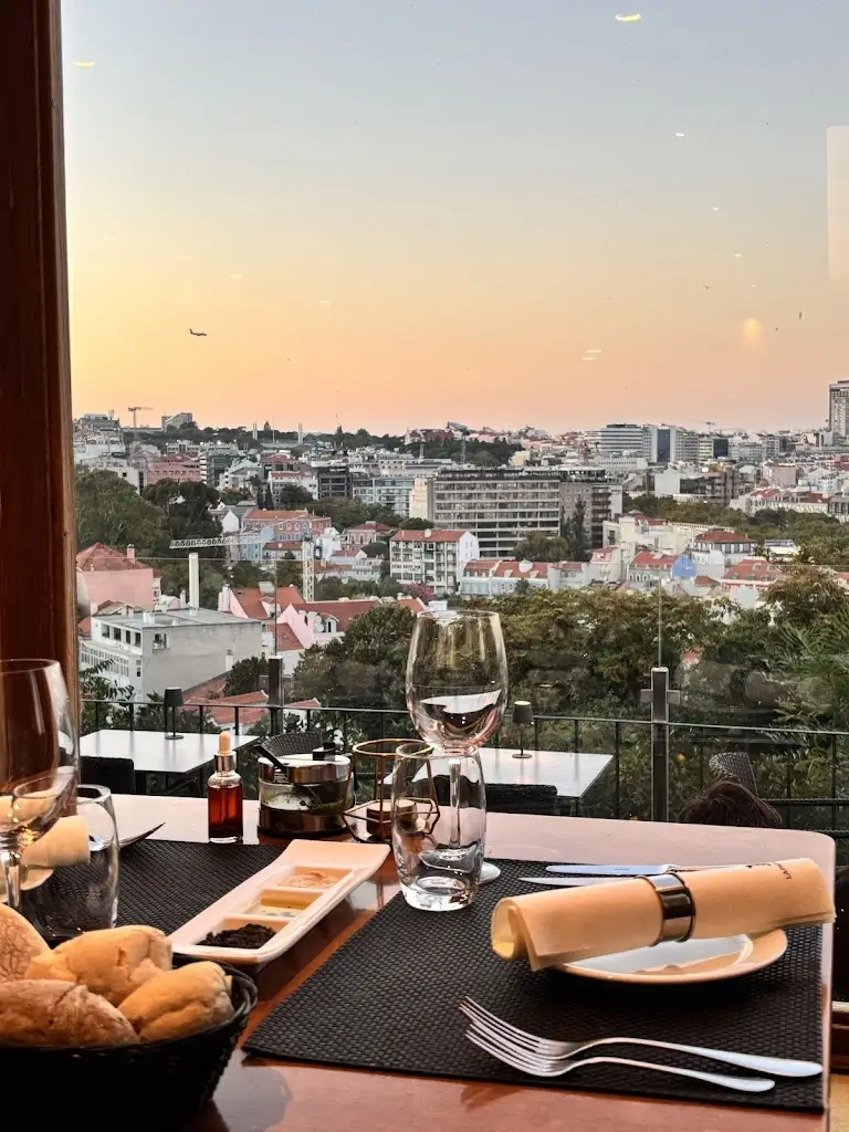 AI_La Paparrucha_Real_reseña