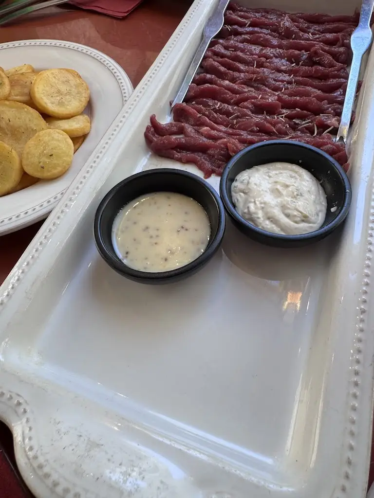 C N_Eating Bear Taberna Lusitana_Real_recensione