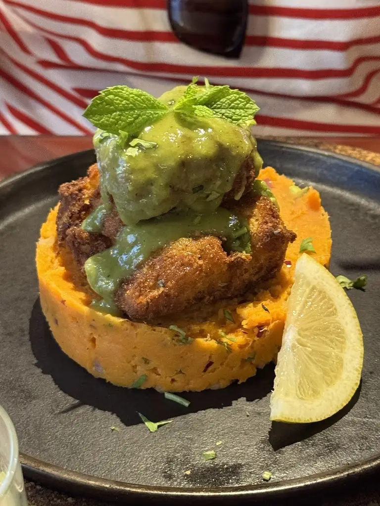 Wiktor Kasz_Eating Bear Taberna Lusitana_Real_recensione