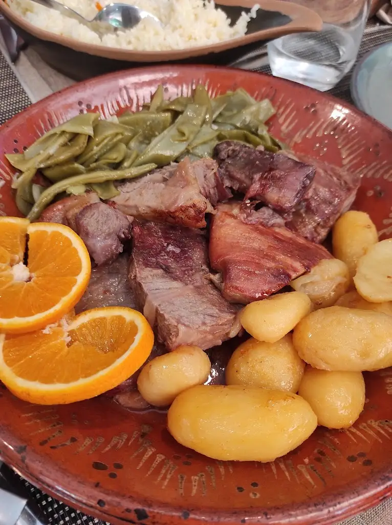 Felipe Agra Recamán_Cafe Fura_Póvoa de Lanhoso_recensione