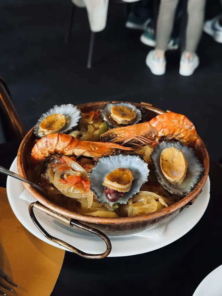 Emre Can Ökten_O Ancoradouro_Madalena_recensione