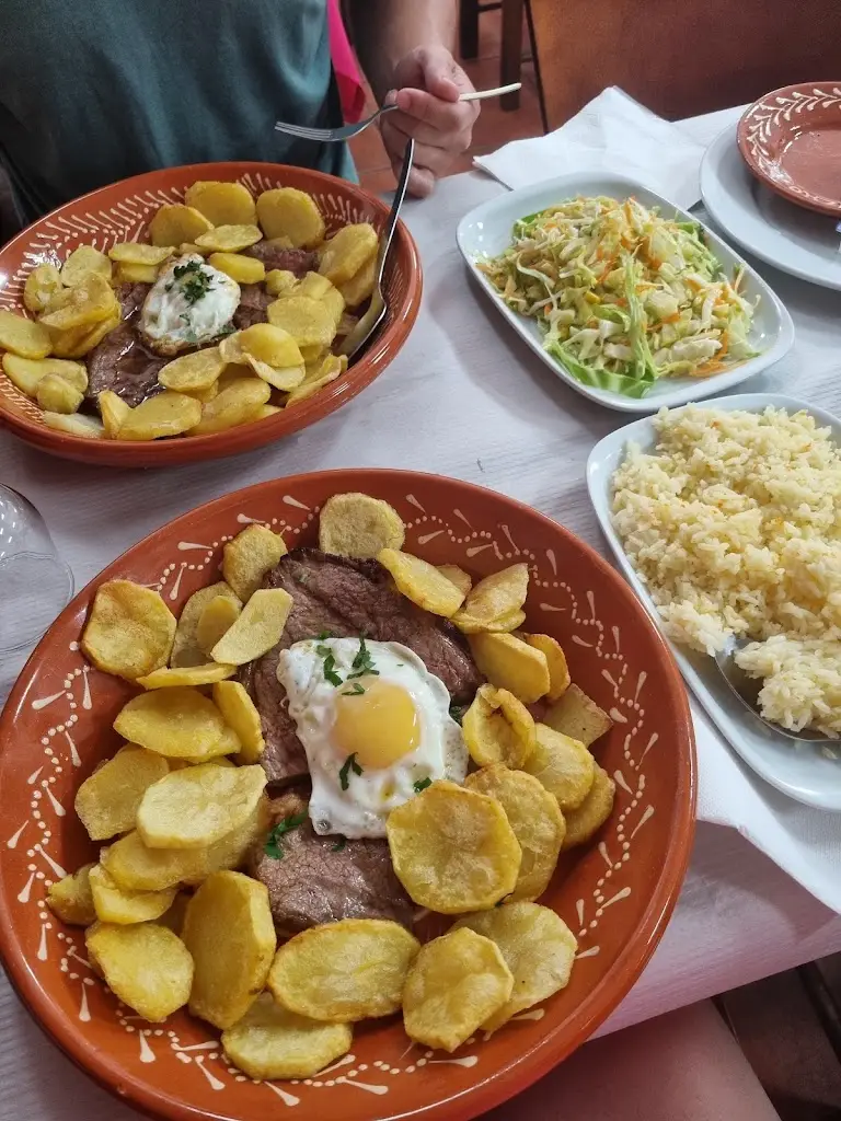 Šarlota Šmýdová_Restaurante Modelo_Terras de Bouro_recensione