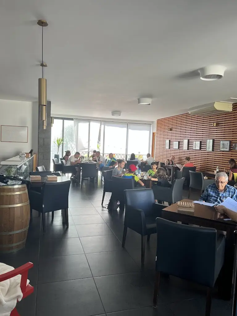 Atlântico Tea and Wine House_Madalena_slider_image_1