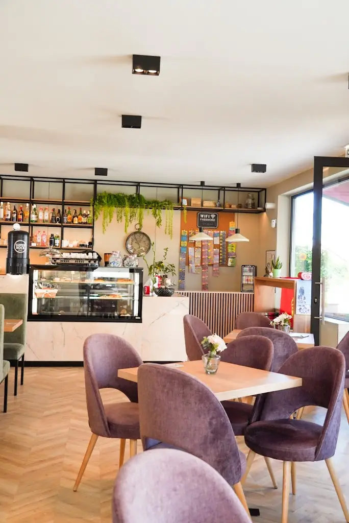 Pão quente Ferreira ristorante a Serzedelo