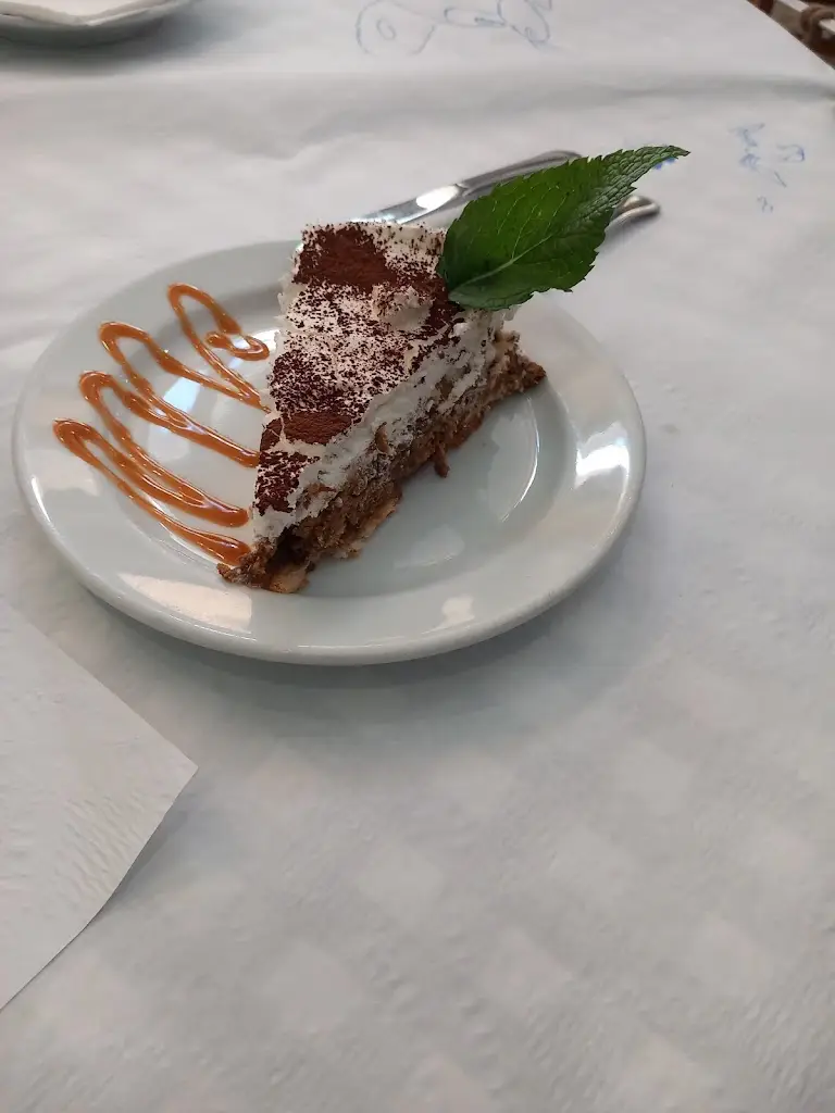 Fatima D'ALU_Restaurante Carvalho_Riba de Ave_reseña