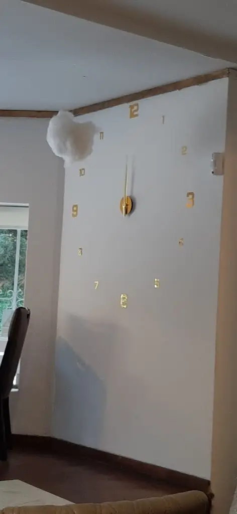 Carolina_Nuvem d'enfeites_Riba de Ave_reseña