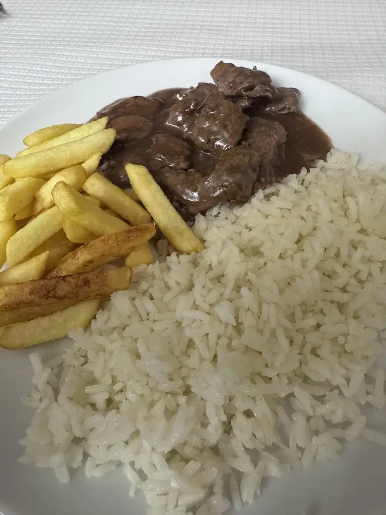 Ju M_Restaurante Bandeirinha_Riba de Ave_recensione